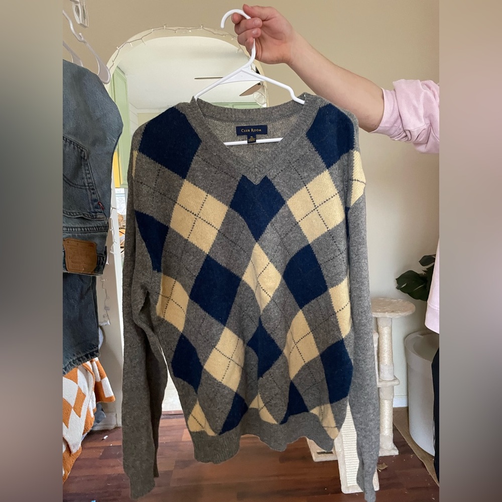 100% sheep’s wool club room argyle sweater
